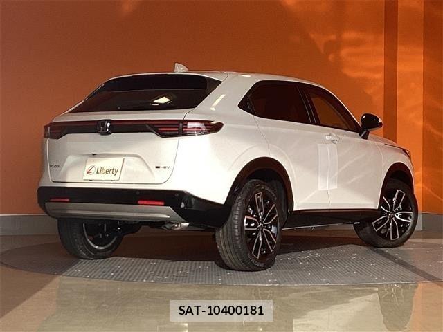 Honda VEZEL 2025-08 6914870-11
