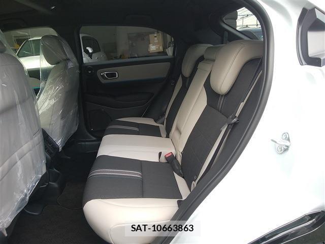 Honda VEZEL 2026-05 6998984-22