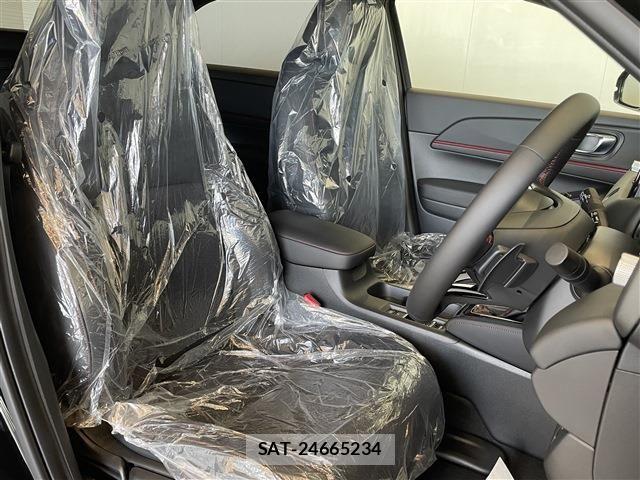 Honda VEZEL 2026-04 6998983-25