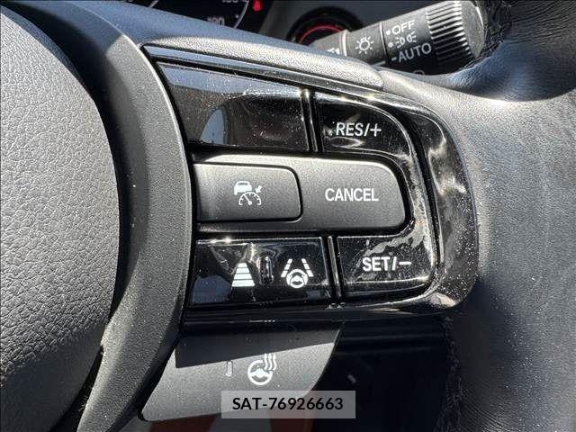 Honda VEZEL 2021-05 7021834-14