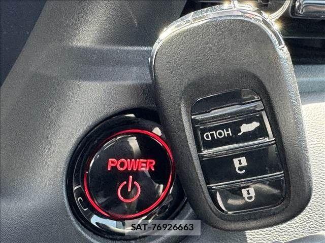Honda VEZEL 2021-05 7021834-15