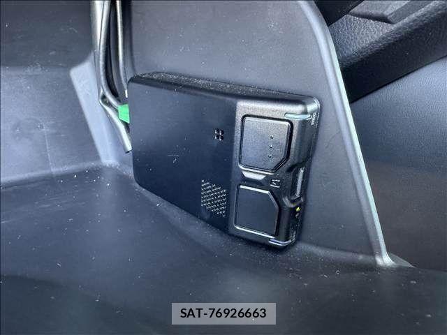 Honda VEZEL 2021-05 7021834-24
