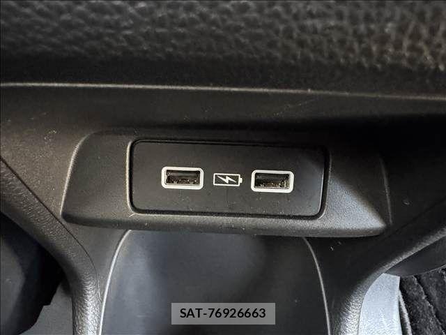 Honda VEZEL 2021-05 7021834-26