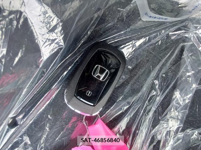 Honda VEZEL 2026-03 7021825-10