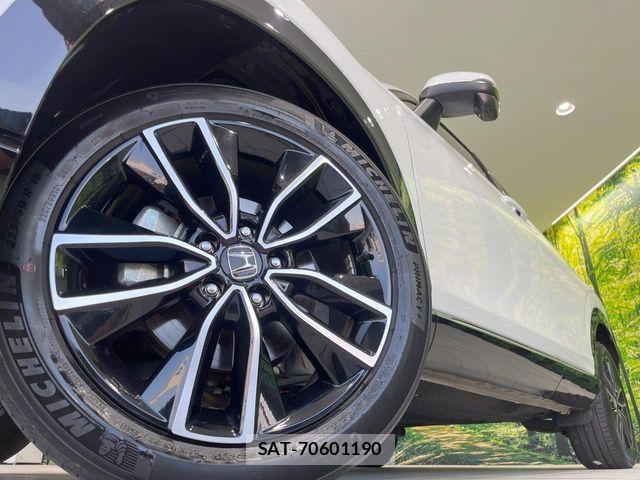Honda VEZEL 2021-09 7061199-12