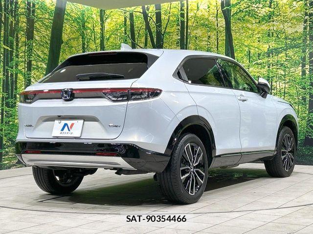 Honda VEZEL 2023-11 7061195-16