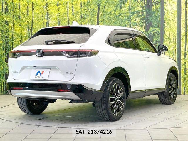 Honda VEZEL 2021-04 7061198-16