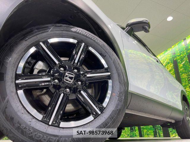 Honda VEZEL 2025-10 7226612-12