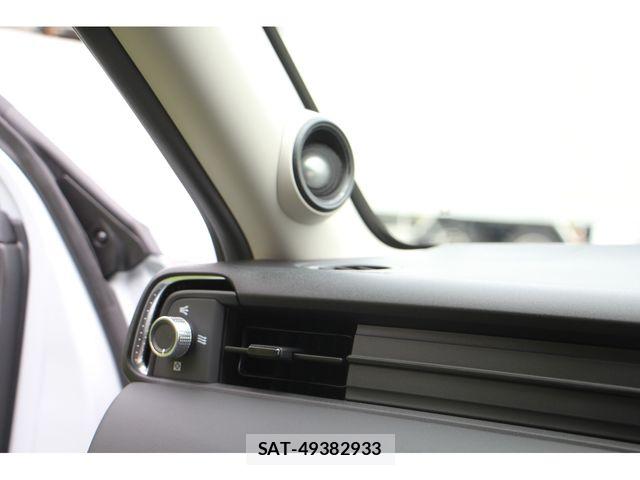 Honda VEZEL 2026-04 7226625-26