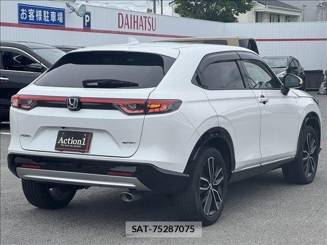 Honda VEZEL 2021-06 7226561-5