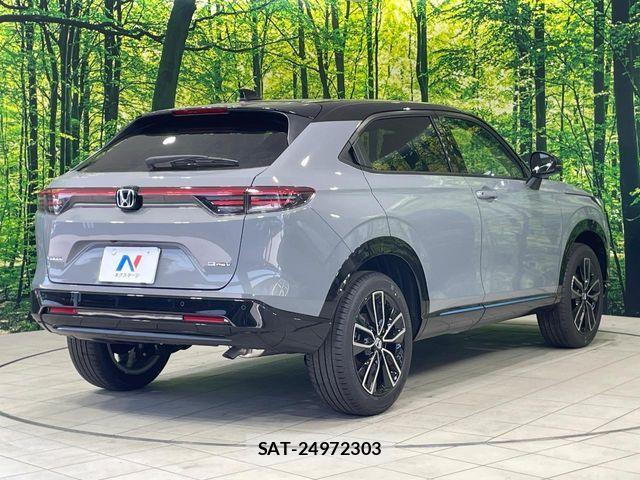 Honda VEZEL 2026-04 7226614-16
