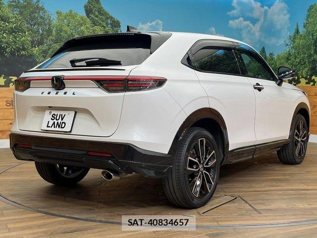 Honda VEZEL 2024-04 7252701-17