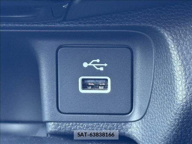 Honda VEZEL 2023-05 7273198-26