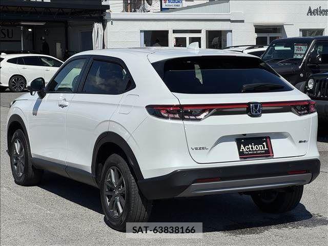Honda VEZEL 2023-05 7273198-3