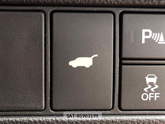 Honda VEZEL 2025-08 7272585-5