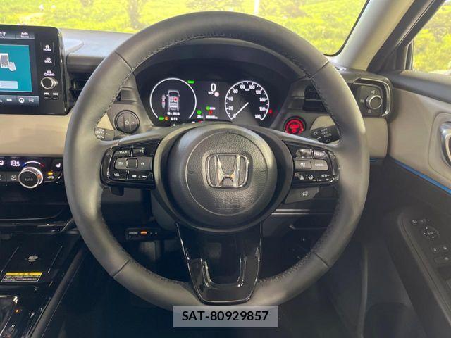 Honda VEZEL 2026-03 7330904-10