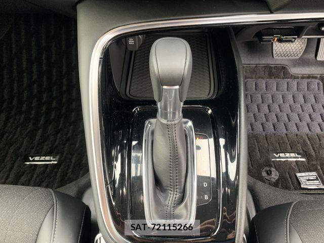 Honda VEZEL 2023-11 7330919-16