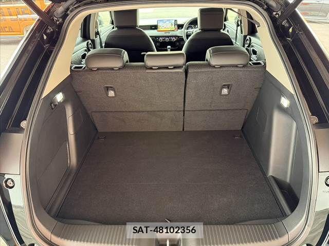 Honda VEZEL 2024-06 7330913-19