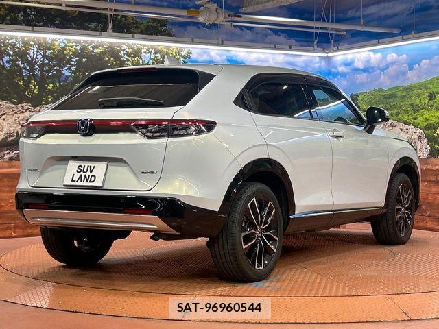 Honda VEZEL 2024-04 7330917-16