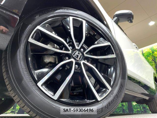 Honda VEZEL 2022-04 7330926-13
