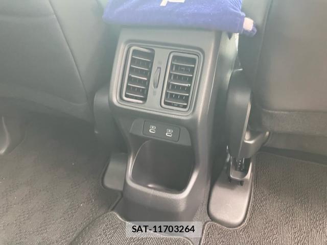 Honda VEZEL 2025-07 7330905-14