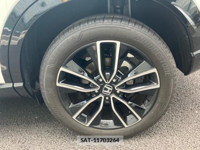 Honda VEZEL 2025-07 7330905-8
