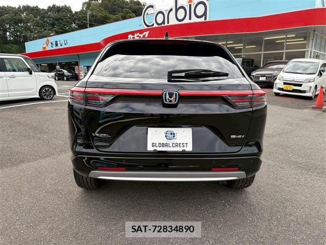 Honda VEZEL 2025-11 7330912-9