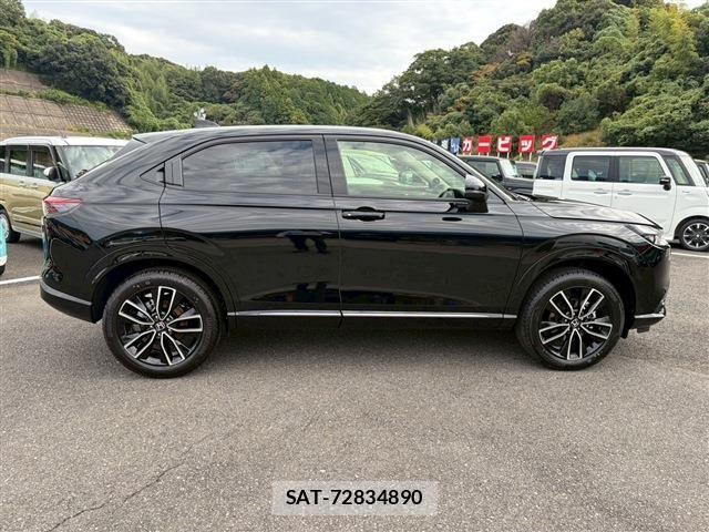 Honda VEZEL 2025-11 7330912-11