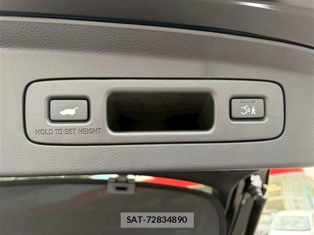 Honda VEZEL 2025-11 7330912-17