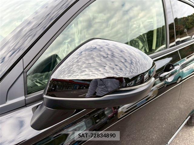 Honda VEZEL 2025-11 7330912-19