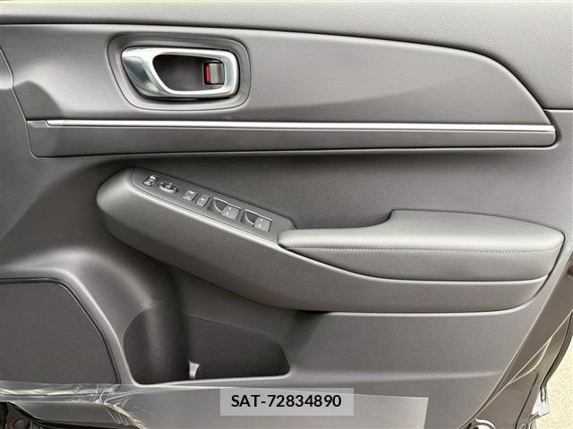 Honda VEZEL 2025-11 7330912-24