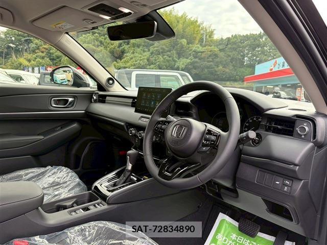 Honda VEZEL 2025-11 7330912-25