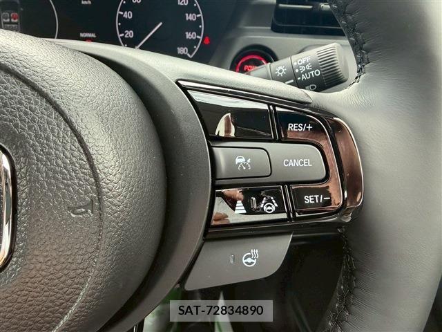 Honda VEZEL 2025-11 7330912-27