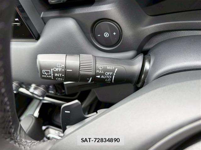 Honda VEZEL 2025-11 7330912-28