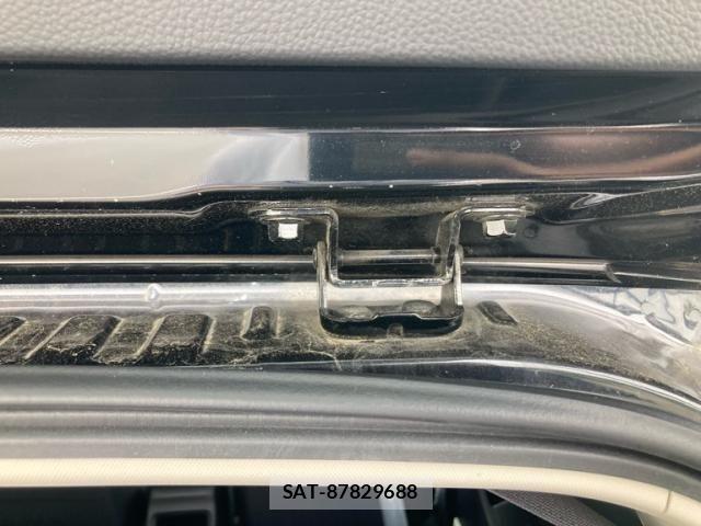 Honda VEZEL 2021-07 7330931-15