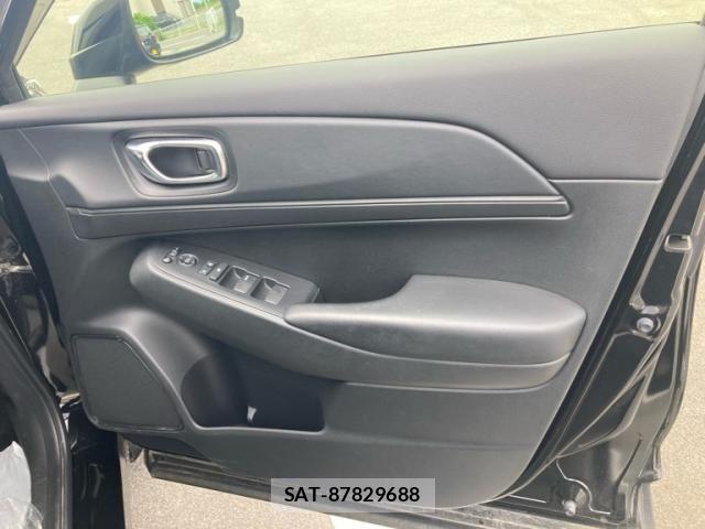 Honda VEZEL 2021-07 7330931-17