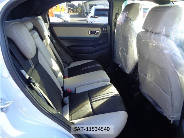 Honda VEZEL 2026-01 7330898-17
