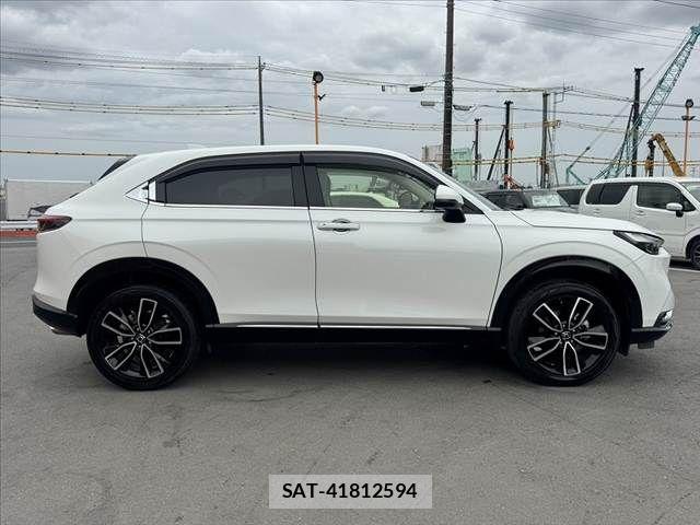 Honda VEZEL 2022-02 7360315-11