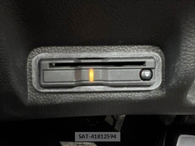 Honda VEZEL 2022-02 7360315-4