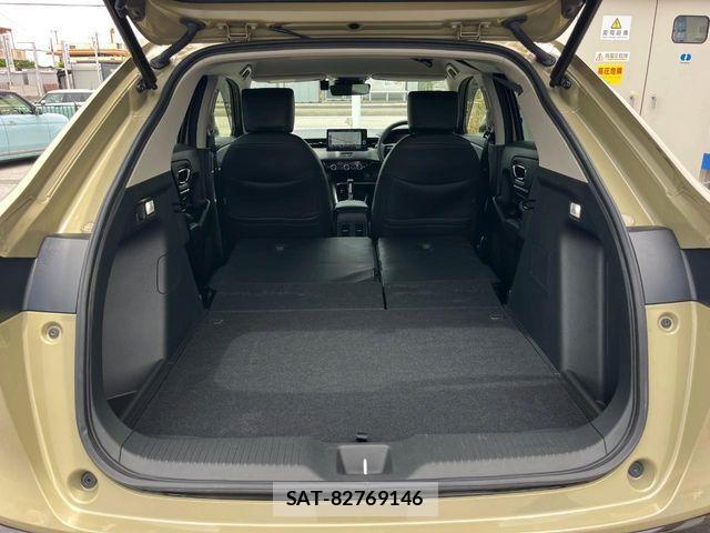 Honda VEZEL 2023-04 7360304-10