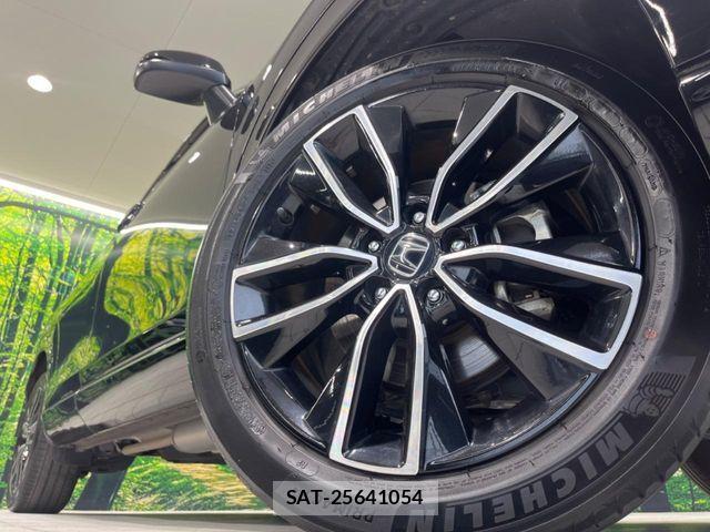 Honda VEZEL 2021-11 7394658-12