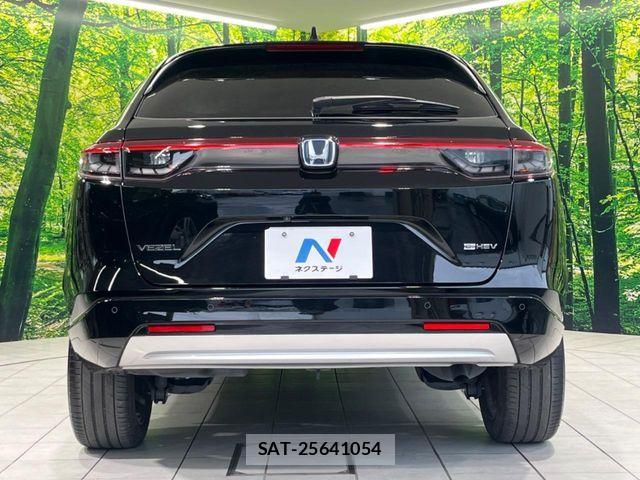 Honda VEZEL 2021-11 7394658-14