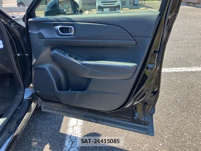 Honda VEZEL 2023-02 7458620-9