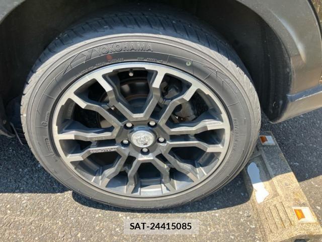 Honda VEZEL 2023-02 7458620-7