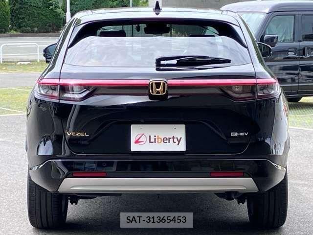 Honda VEZEL 2021-11 7458619-8