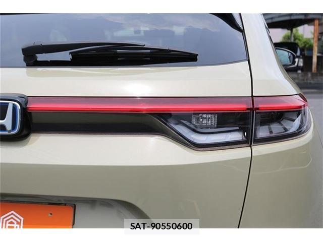 Honda VEZEL 2021-10 7458624-11