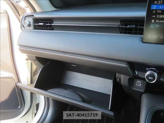 Honda VEZEL 2023-10 7458613-12