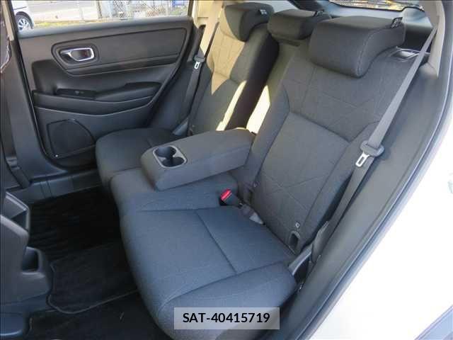 Honda VEZEL 2023-10 7458613-17