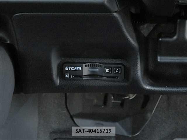 Honda VEZEL 2023-10 7458613-6