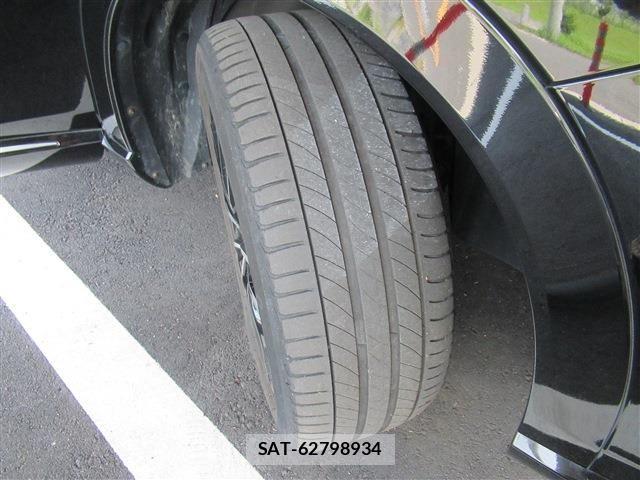 Honda VEZEL 2022-03 7503463-18